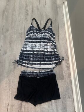 Temptations Black and White Patterned Swim Set